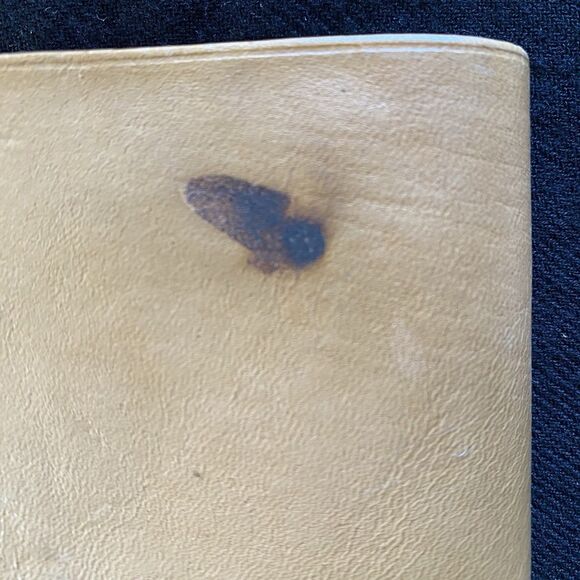 Vintage Tan Leather Bifold Wallet. Snap Closure. New But With Blemish. USA. - Picture 3 of 15